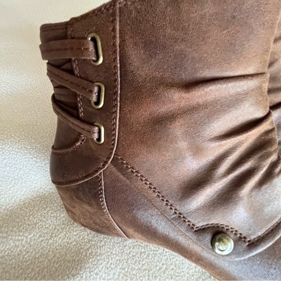 Size 10 Wedge heel brown Salena ankle booties - Picture 2 of 10